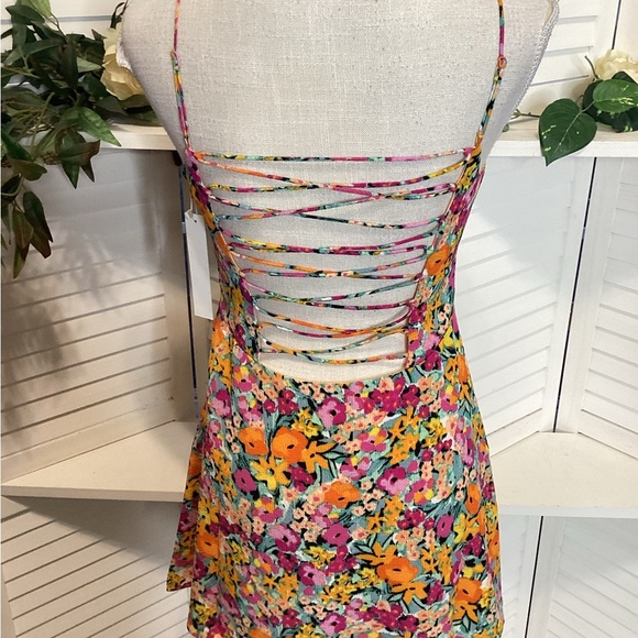 FOR LOVE OR LEMONS NEW Colorful Floral Dress with Straps SIZE SMALL 1323 - Picture 5 of 6
